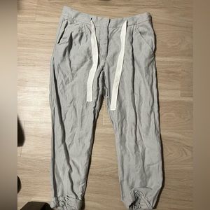 Aritzia cropped trousers gray/taupe